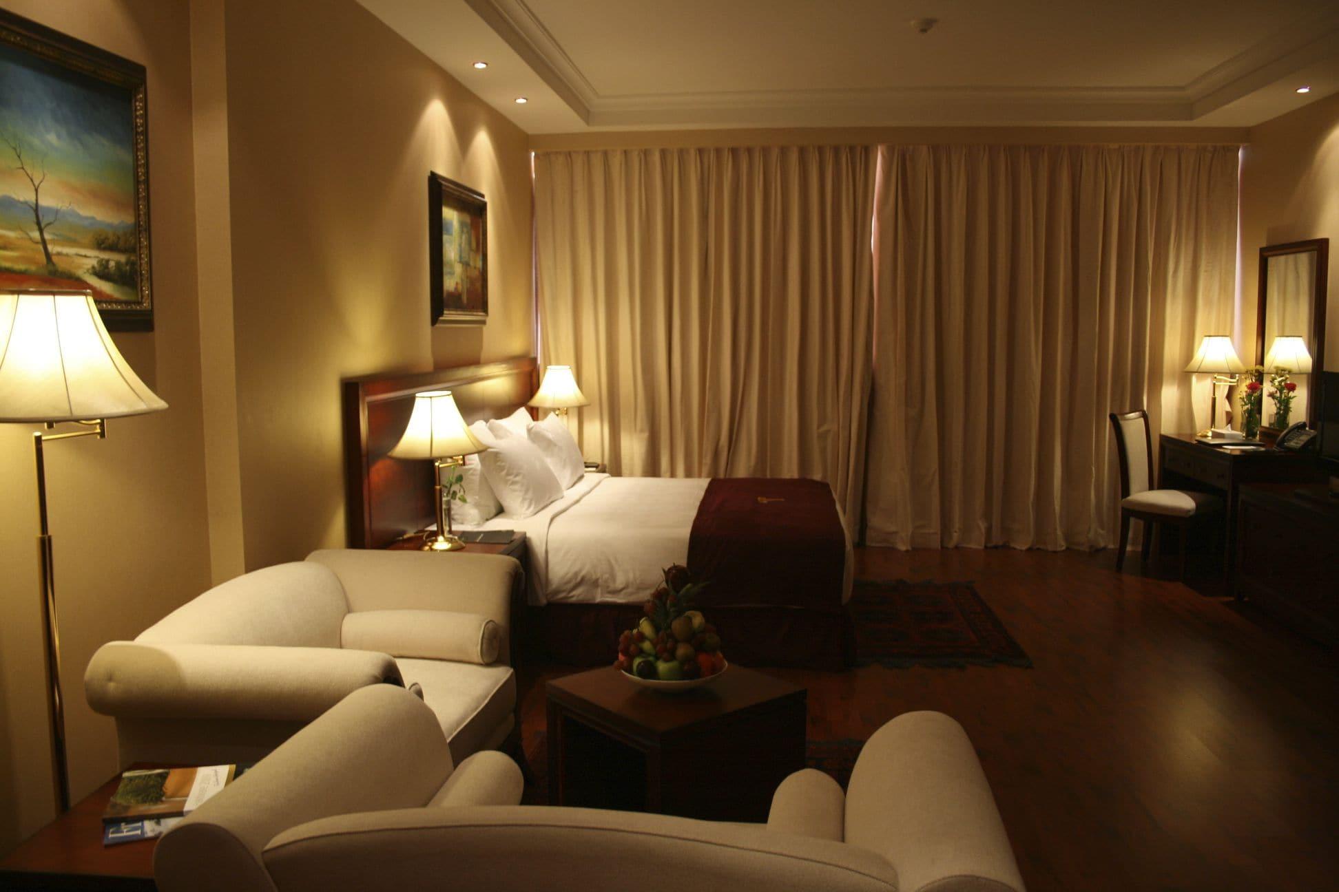Trianon Royal Hotel Abu Dhabi Exterior foto