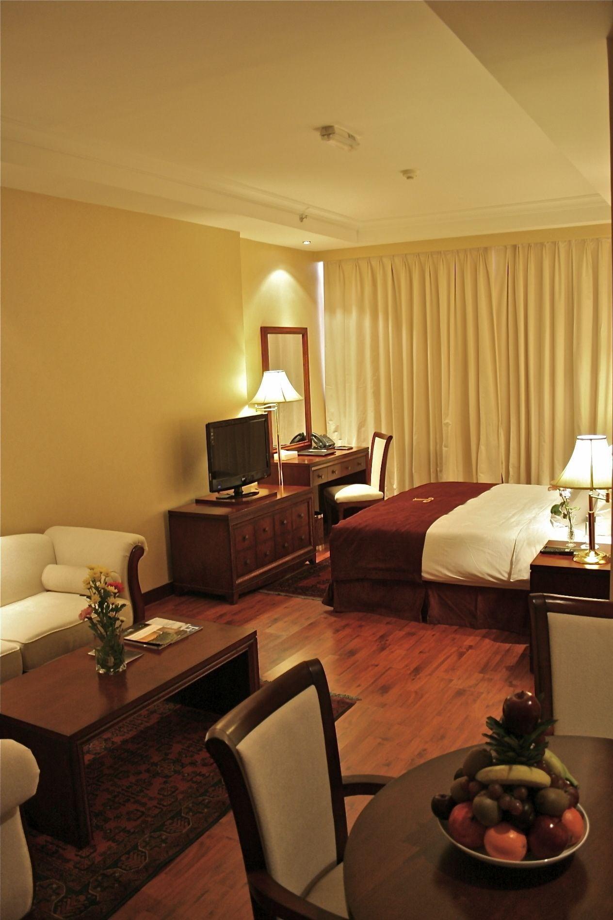 Trianon Royal Hotel Abu Dhabi Exterior foto