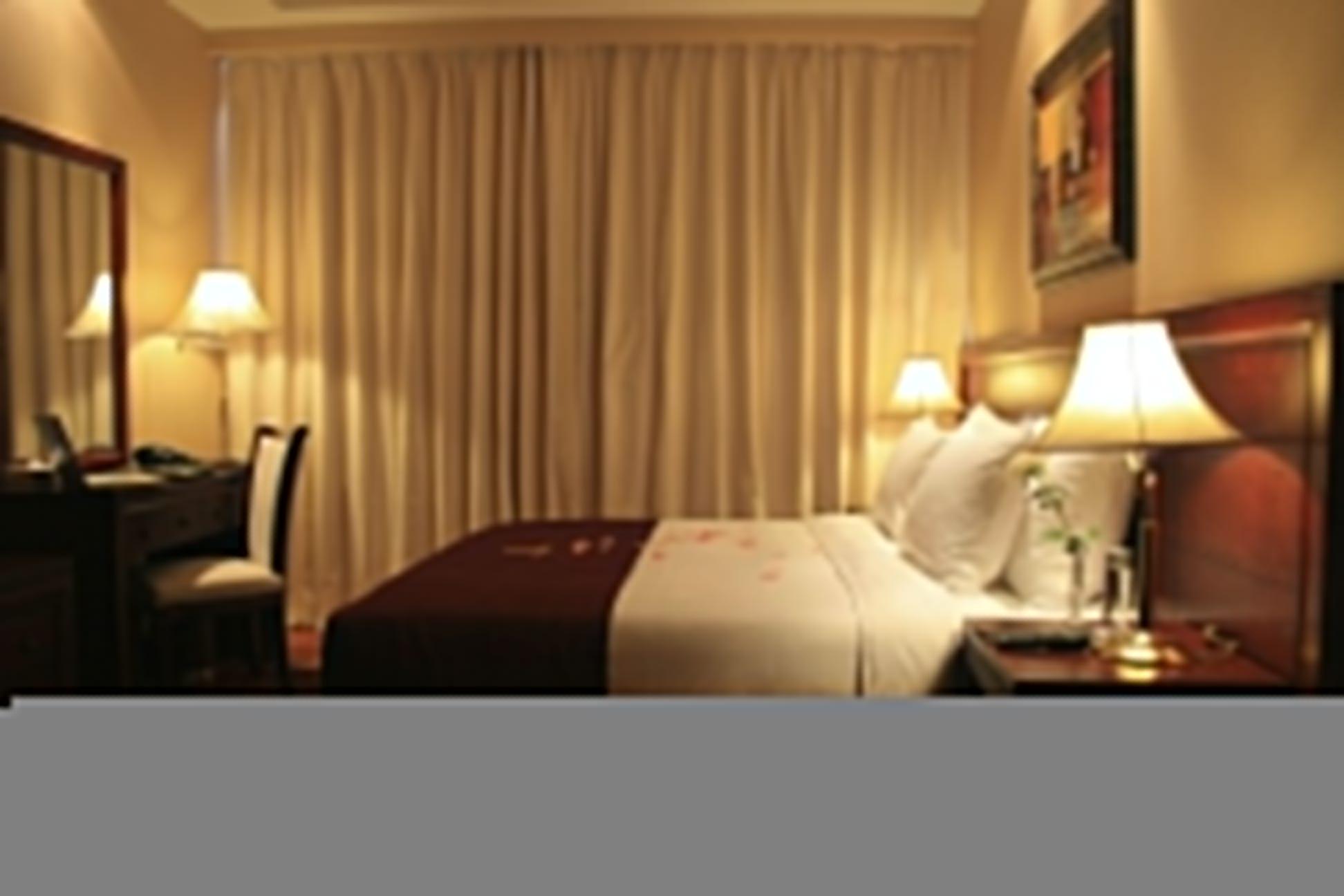 Trianon Royal Hotel Abu Dhabi Exterior foto